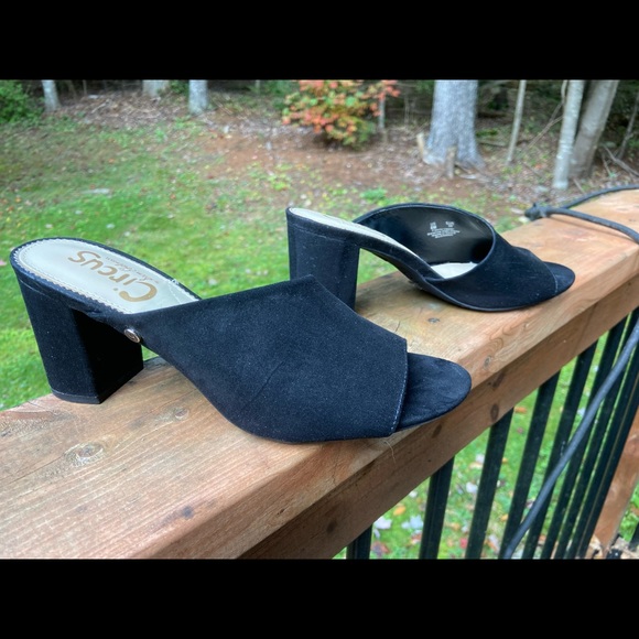 Black suede mules - Picture 7 of 8